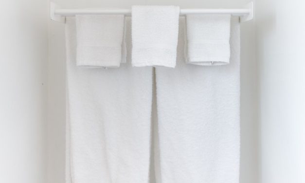 5 simple videos to make something out of an old bath towel