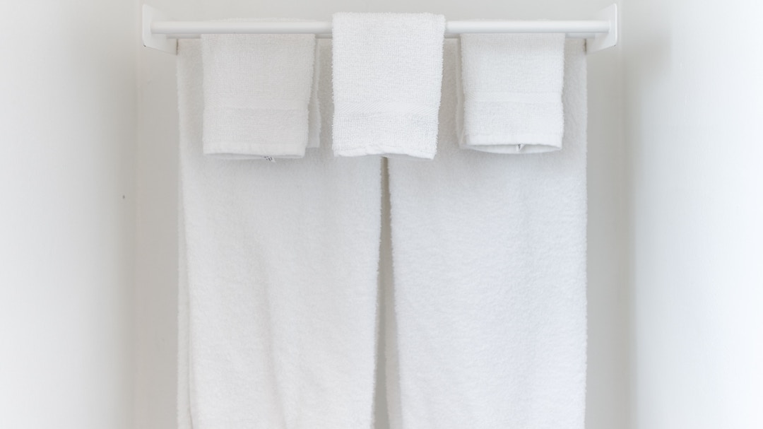 5 simple videos to make something out of an old bath towel